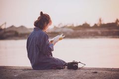 독서는 머리로 떠나는 여행, 여행은 몸으로 하는 독서