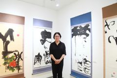 현대서예가 이다감, ‘일민일화’ 전시로 인간과 꽃의 철학을 그리다