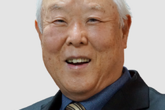 폭격기 조종사가 한국의 선교사로