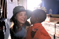 배우 유선 월드쉐어 친선대사, 케냐 봉사활동