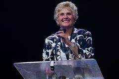 美 하나님의성회 첫 女 사무총장, 암 투병 후 은퇴 결심