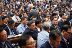 [합동 13신] 정년 연장, 올해도 부결