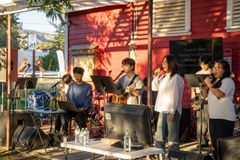 올리벳대학교, 지역 교회들과 ‘Prayer and Praise in the Park’ 개최