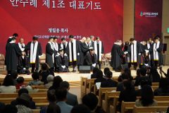 국제독립교회연합회 제24회 안수식… 24명, 목사의 길로