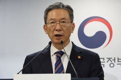 정성호 법무부 장관 “캄보디아서 숨진 한국 대학생 부검에 정부 직접 참여”