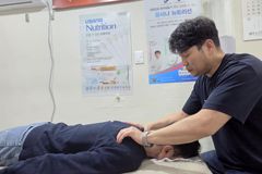 “목회자들 40대 이후 척추 질환 호소 많아, 관리 소홀 시 큰 병 우려”