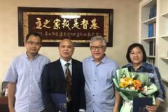 KWMA, 中 구금된 시온교회 에즈라 진 목사 위해 기도 요청