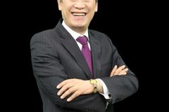 [설동욱 목사 칼럼] 하나님의 은혜로 세운 교회