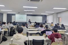 한동대, 『달콤한 나의 도시』 정이현 작가 특강