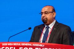 WEA, 신임 의장에 갓프리 요가라자 목사 선출