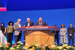 WEA 서울총회 폐회… 신임 리더십 축복하며 성찬식