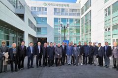 김정석 감독회장, 증경감독들에게 최근 입법의회 결과 설명