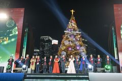 서울광장에서 2025 성탄트리 점등식 개최