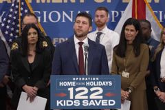 美 플로리다, 사상 최대 규모 ‘학대 피해 아동 구조 작전’