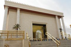 브라질 복음주의자, 기록적 성장… 2026년 인구 35% 전망