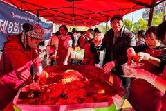 정주국제학교, 중국 현지 교사들 초청 ‘김치 담그기 행사’ 개최