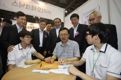 직업계고 취업률 5년 만에 최저… 고용 한파 속 진학률은 통계 이래 최고치