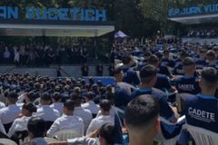 아르헨티나 경찰사관생도 300여 명, 집단 세례 받고 신앙고백