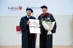 한동대, 美 캘빈대 엘진가 총장에 명예법학박사 학위 수여