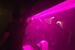 마약과의 전쟁은 성공했는가? 진짜 싸움은 바다 위가 아니라 인간의 내면에 있다