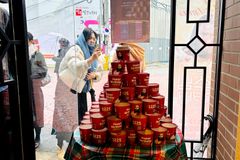 “종교는 없지만, 예수님 생카 어케 참음?”