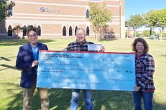 글로벌감리교회 한미연회, 텍사스 홍수 피해 구호헌금 전달