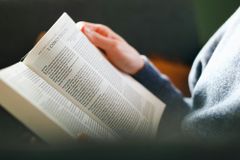 [사설] 불안의 시대, 교회가 참된 위로와 희망 줘야