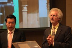 필립 얀시, 불륜 고백 후 공적 사역 은퇴 선언