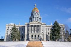 임신 유지 위한 ‘낙태약 역전 치료’ 금지했던 美 콜로라도, 거액 소송 합의