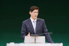 사랑의교회 공동의회, 윤대혁 목사 제3대 담임 청빙 가결