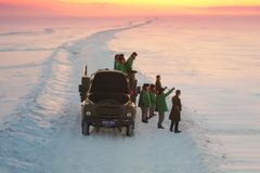 소강석 목사 “머리로는 당에게, 심장은 하나님을 찬양”… 영화 ‘신의악단’