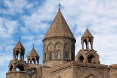 아르메니아 종교 자유 침해 논란 확산에… 英, 모니터링 나서