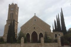 레바논 수도 베이루트의 개신교회를 찾아가다