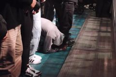 프랭클린 그래함, 아르헨티나 전도 집회서 수백 명 신앙 결단