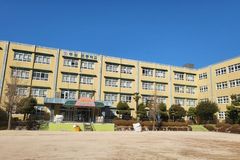 저출생 여파로 5년간 폐교 153곳… 초등학교 120곳, 학교 통폐합 현실화