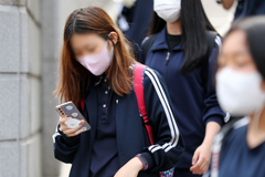 고등학생 공부 방해 1위 ‘스마트폰 사용’… 진학사 설문에서 드러난 학습 현실