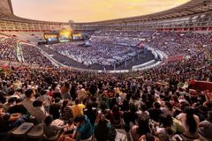 페루 리마 대형 복음집회… 9만 명 이상 복음 메시지 들어