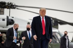 트럼프 “이란 출신 이민자 면밀히 감시 중”… 미국 내 테러 가능성 경계 속 이란 전쟁 긴장 고조