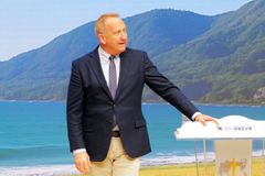 [사설] “종교의 자유, 사용 안 하면 사라지는 근육”