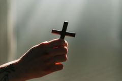 [영혼의 오아시스] 십자가의 선물