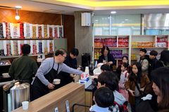 ‘독서 30분과 라면 한 그릇’이 낳은 놀라운 변화, 아이도 부모도 반했다