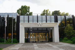 IOC 여성 스포츠 정책 발표… 남성 선수 여성 종목 출전 제한