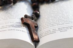 교회 출석 빈도 높을수록 성경적 신념 일치도 높아… 라이프웨이 조사