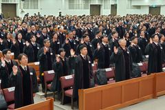 카이캄 제53회 목사안수식 개최… 145명 목사의 길로