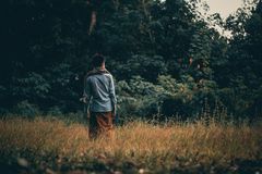 美 젊은 남성 종교 참여 10년래 최고… 정치 성향이 증가세 견인