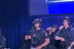 백악관 총격 사건 발생… 트럼프 “단독 범행 무게·이란 연관성 부인”