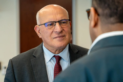 알제리 개신교 교회 폐쇄 확산… 기독교인들 지하 가정교회로 밀려나