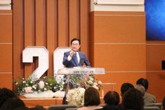 “청년기에 선 교회, 이제는 관계를 풀어야”