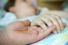 죽음이 아닌 ‘죽어가는 과정’의 존엄함: 벤 새스가 남긴 마지막 선물