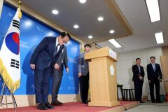 “선관위, 국민 신뢰 상실… 특별감사·조직 혁신 촉구”